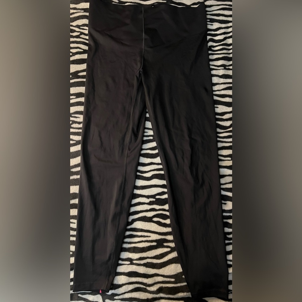 🖤EUC🩷 SavageXFenty Leggings